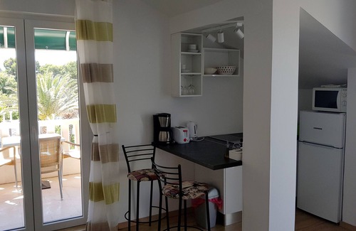 Drasnice Apartamento | Villa Margitta, apartamento con vista al mar y balcón