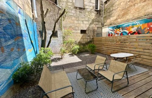 Saint Genes Apartamento | Apartment with Garden 1 bedroom 3 people