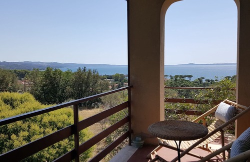 Bolsena Apartamento | Apartamento con jardín 4 personas con vista al lago hermoso y cómodo estacionamiento