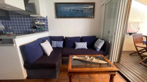 Cap d'Artrutx Casa | Apartment with great Sea View and Community Swimming Pool and private parking01