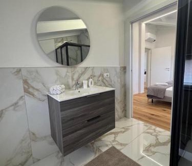 Mozzate Apartamento | Apartment with Jacuzzi near Como Milano FREE PARKING