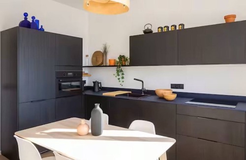 Hotel-de-Ville Apartamento | APARTMENT WITH MAGNIFICENT VIEW OF THE OLD PORT