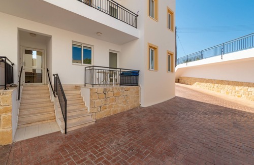 Latchi Apartamento | Apartamento con vistas panorámicas al borde de un pueblo tranquilo