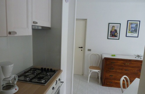 Riva del Garda Apartamento | Gran apartamento con piscina a 350 metros del lago, a 15 minutos v. Centro Riva d / Garda