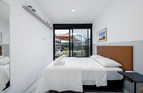 Jurere Apartamento | Apt c/piscina en Jurerê Internacional EPC204