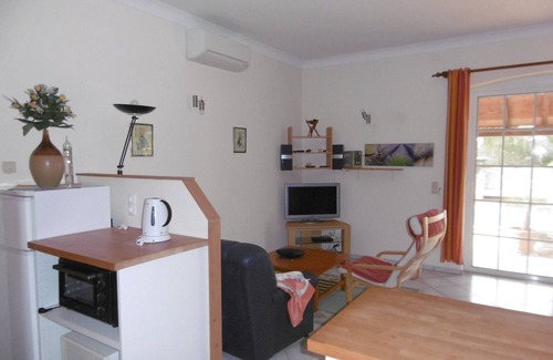 Burgau Apartamento | Apartment with pool in a quiet location and beautiful garden