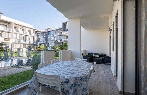 Oulad Azzouz Apartamento | Apartamento con piscina en el corazón de Dar Bouazza