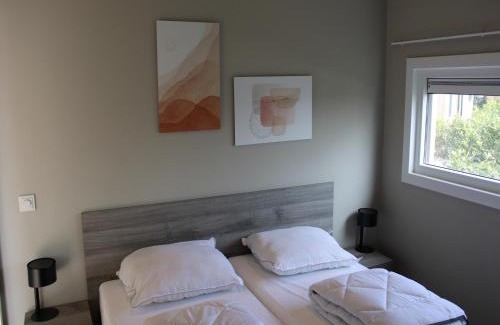 Lathum Chalet De Esquí | Apartment with Sauna and Terrace in Gelderland