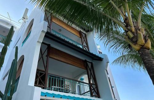 Blue Bay Apartamento | Apartment with sea view in Blue Bay, 125 m², near beach