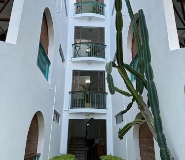 Blue Bay Apartamento | Apartment with sea view in Blue Bay, 125 m², near beach
