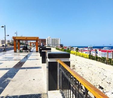 Corniche Road-Dahar Apartamento | apartment with separate entrance near Arabia hotel