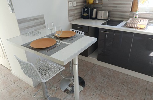 Petite-ÃŽle Apartamento | Apartamento-Panorámico-Baño con bañera-Vista al Mar