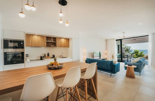 La Mivoie Apartamento | Apartment with swimming pool and sea view