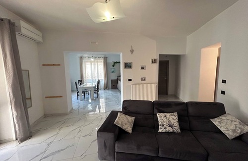 Mariglianella Apartamento | Apartment with terrace