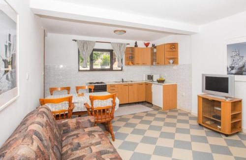Molunat Apartamento | Apartment with terrace and pool