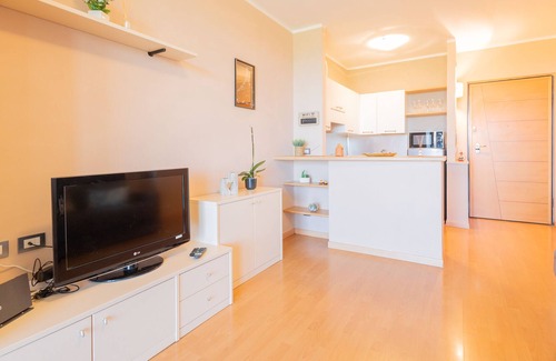 Madonna dell'Olmo Apartamento | Apartment with terrace and panoramic view