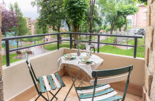 Basauri Apartamento | Apartamento con terraza al lado del metro