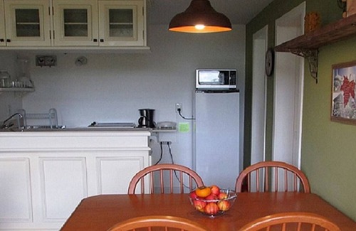 Bairro Lago Negro Apartamento | APARTAMENTO CON 2 PISOS, CERCA DEL LAGO NEGRO, CON WIFI, AMUEBLADO Y CLIMATIZADO