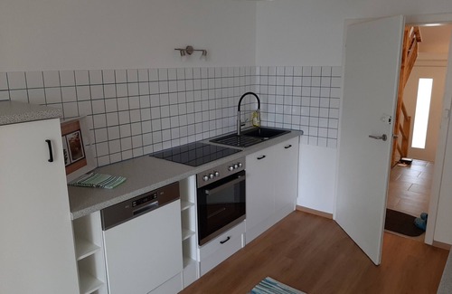 Hutteldorf Apartamento | Apartment with veranda, children welcome, free parking, garden