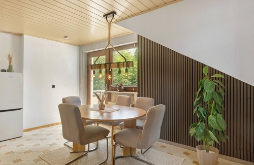 Plettenberg Apartamento | Apartamento 'Wohung Zum Ausblick' con vistas a la montaña, balcón y Wi-Fi