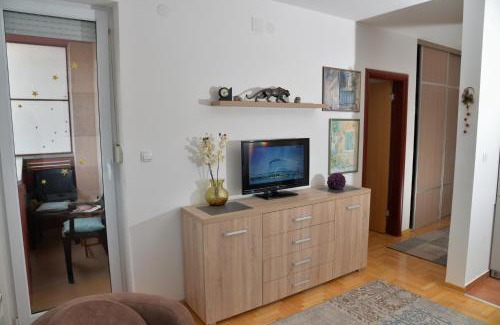 Novi Sad Apartamento | Apartment Xenia