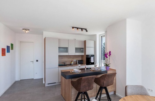 Giessen Apartamento | Apartamento 'Yiwoo Home' con terraza privada, balcón y Wi-Fi