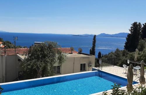 Nisaki Apartamento | Apartment Zeus with private pool and sea view