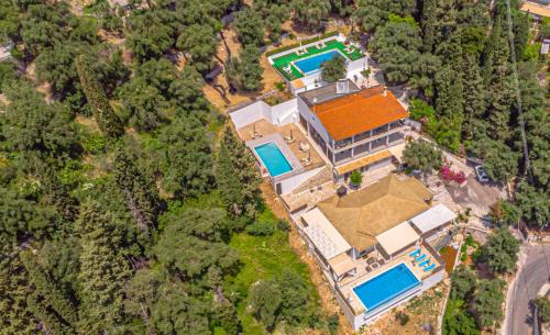 Nisaki Apartamento | Apartment Zeus with private pool and sea view