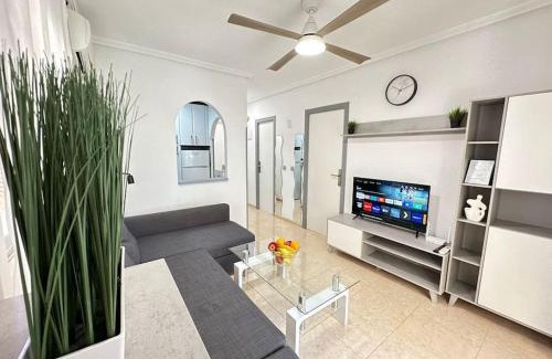 La Mata Apartamento | Apartment ZuMiFra with swimming pool, 300 m from the sea, with beautiful sandy beach La Mata
