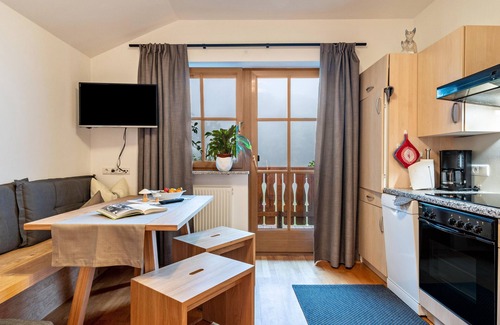 Renon Apartamento | Apartamento 'Zunerhof Morgensonne' con vistas a la montaña, balcón y Wi-Fi
