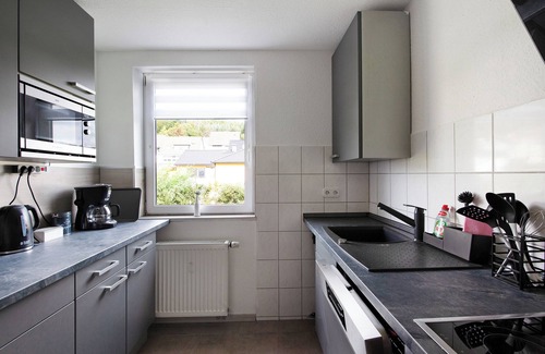 Herscheid Apartamento | Apartamento 'Zur Nordhelle' con vistas a la montaña y Wi-Fi