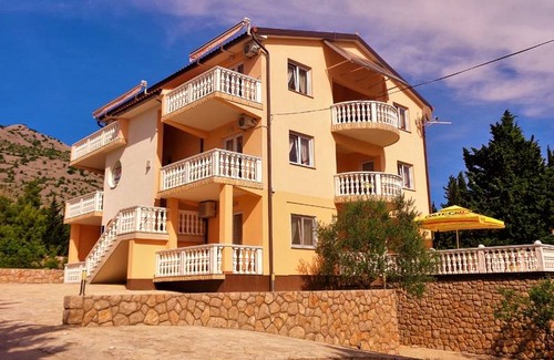 Starigrad Apartamento | Apartments Anđa Apartment 3742-1 for 2 Pers. in Starigrad-Paklenica