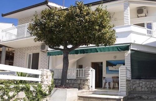Komarna Apartamento | Apartments and Rooms Florijan