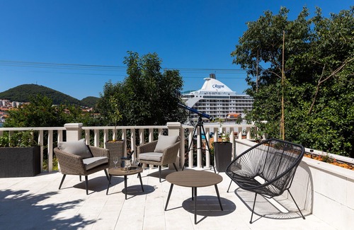 Gruz Apartamento | Apartments and rooms Naida