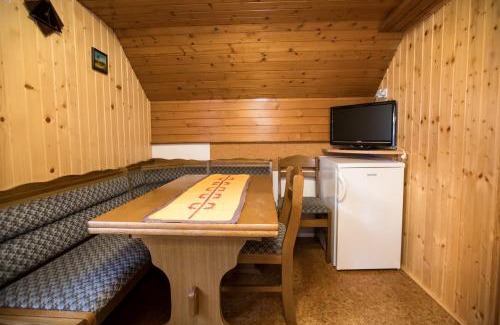 Studor Casa | Apartments and rooms Pri Urhu