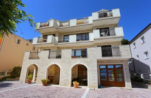 Duce Casa | Apartments and rooms with parking space Duce, Omis - 10303