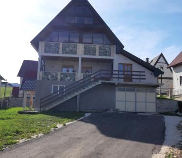 Zabljak Apartamento | Apartments Andriyana