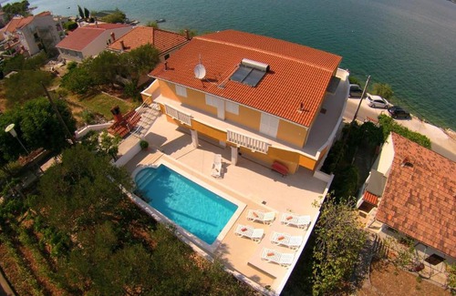 Arbanija Apartamento | Apartments Angela