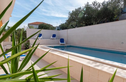 Arbanija Apartamento | Apartments Angela