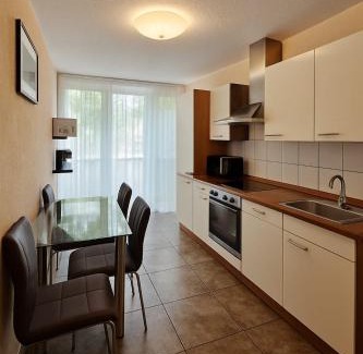 Friedrichstadt Apartamento | Apartments Atomis Hotel Düsseldorf City