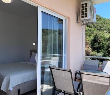 Utjeha Complejo | Apartments Aura