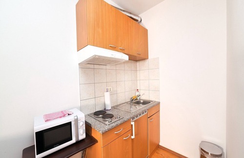 Brsec Apartamento | Apartments Barbara with Swimming Pool - Studio Apartment with Swimming Pool - 2