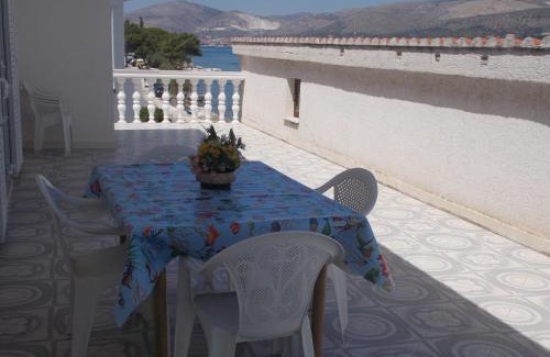 Arbanija Apartamento | Apartments Belas