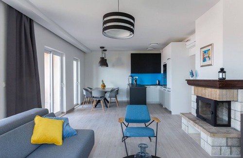 Brasina Apartamento | Apartamentos Bella Vista - Apartamento Confort de dos habitaciones con balcón y vista al mar con piscina compartida (APT 1)