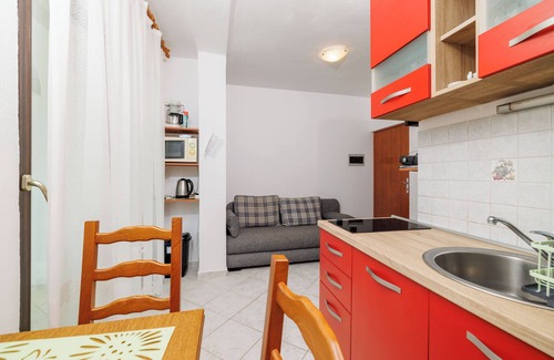 Ribarica Apartamento | Apartments Bono (95351-A1) - Karlobag