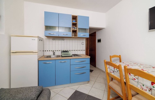 Ribarica Apartamento | Apartments Bono (95351-A2) - Karlobag