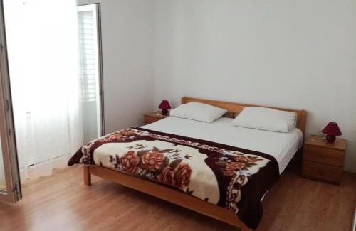 Kraj Apartamento | Apartments Bor