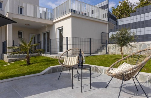 Bregi Apartamento | Apartments Bregha - Three Bedroom Apartment with Sea View