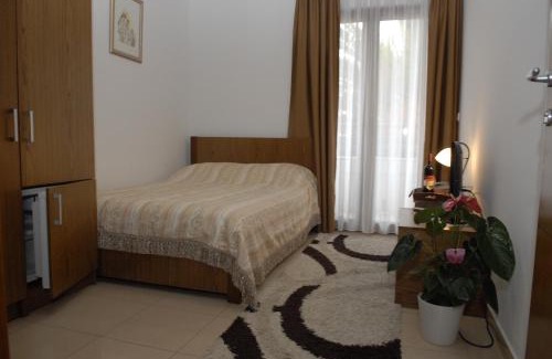 Babin do Apartamento | Apartments Butua
