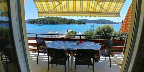 Molat Apartamento | Apartments by the sea Brgulje, Molat - 16217